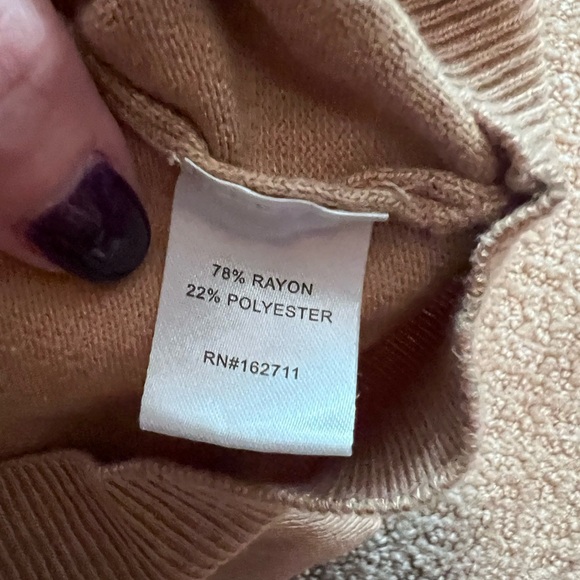 Love Ellie V-Neck Sweater in Tan - Picture 8 of 8